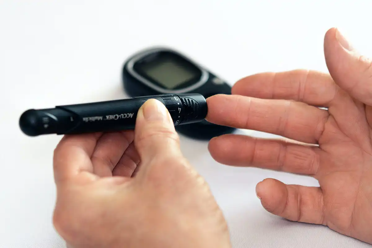 Managing Diabetic Symptoms Naturally